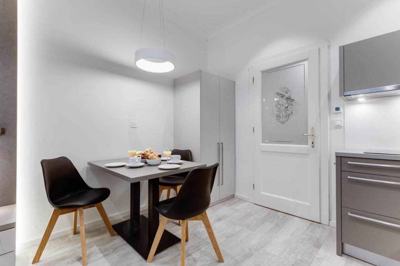Lampi Aparthotel Praha Eksteriør bilde