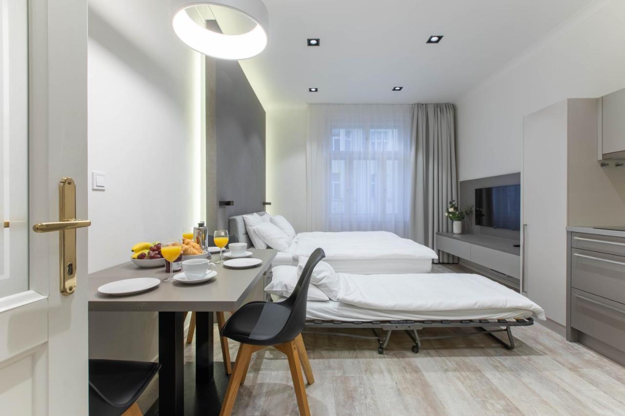 Lampi Aparthotel Praha Eksteriør bilde