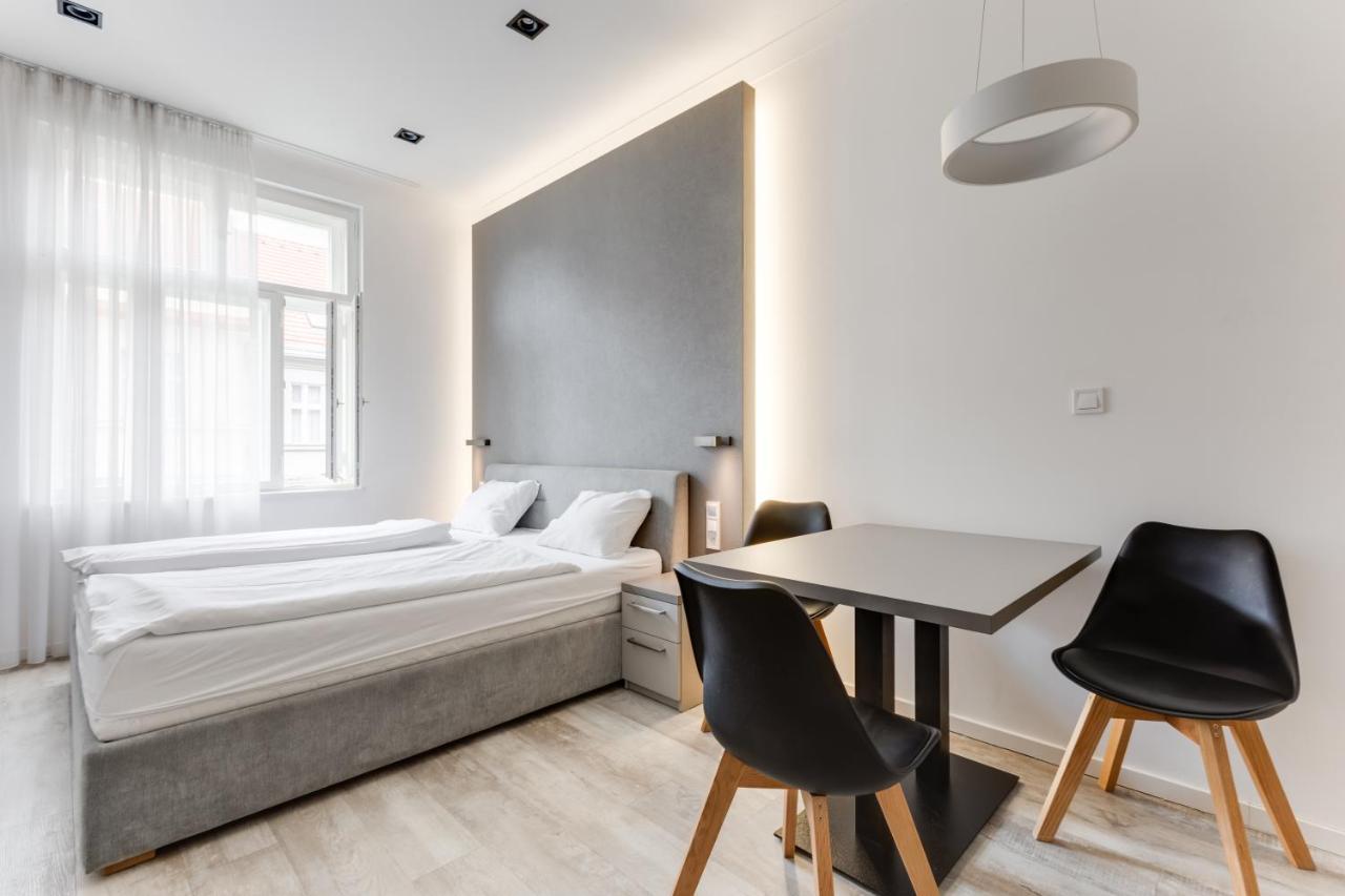 Lampi Aparthotel Praha Eksteriør bilde